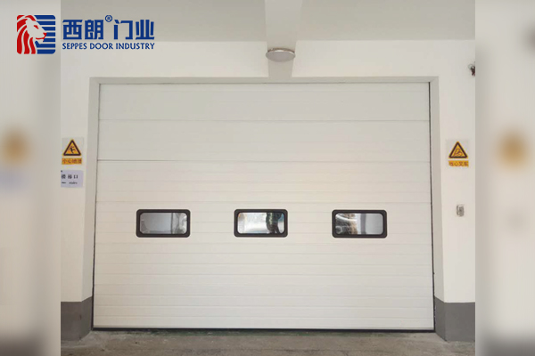 常溫工作車(chē)間保溫工業(yè)提升門(mén)