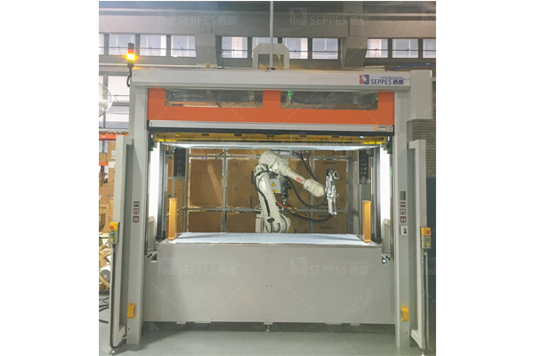 南通工廠內(nèi)安裝安全防護(hù)快速卷簾門能更好更安全地防護(hù)生產(chǎn)環(huán)境。
